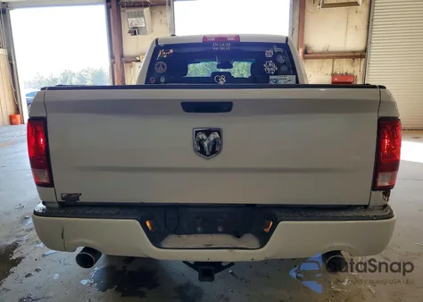 2015 Ram 1500 St z USA, uszkodzony, nr VIN 1C6RR6KTXFS570406